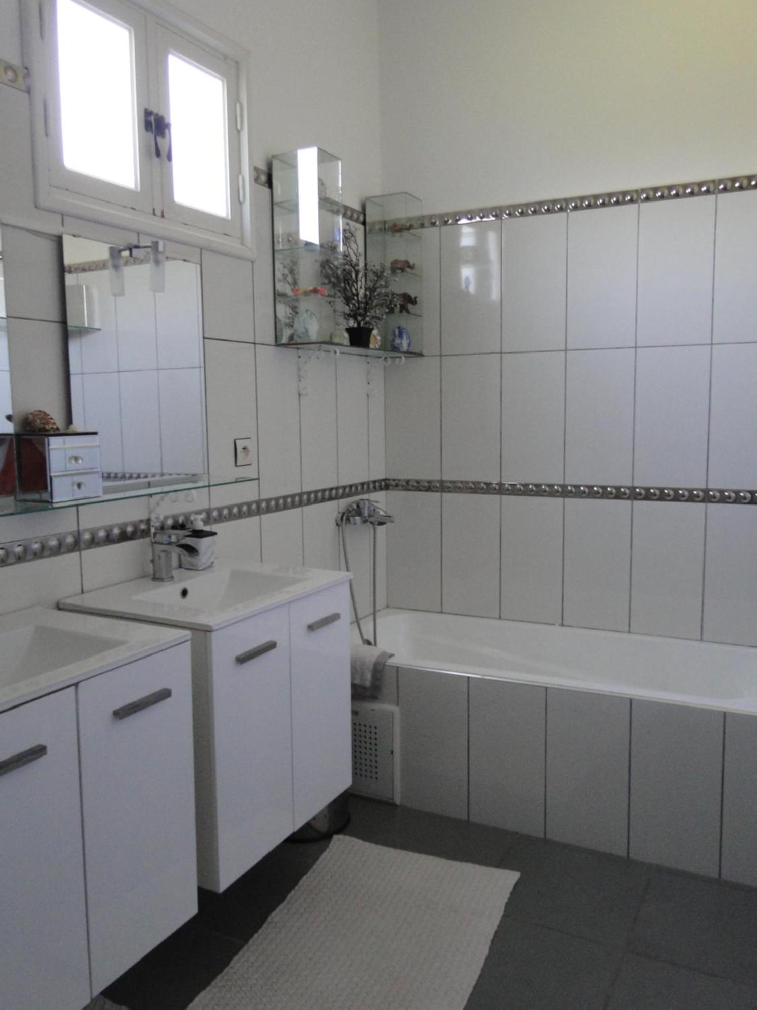 Maison Calme Et Reposante Suvayr Dış mekan fotoğraf